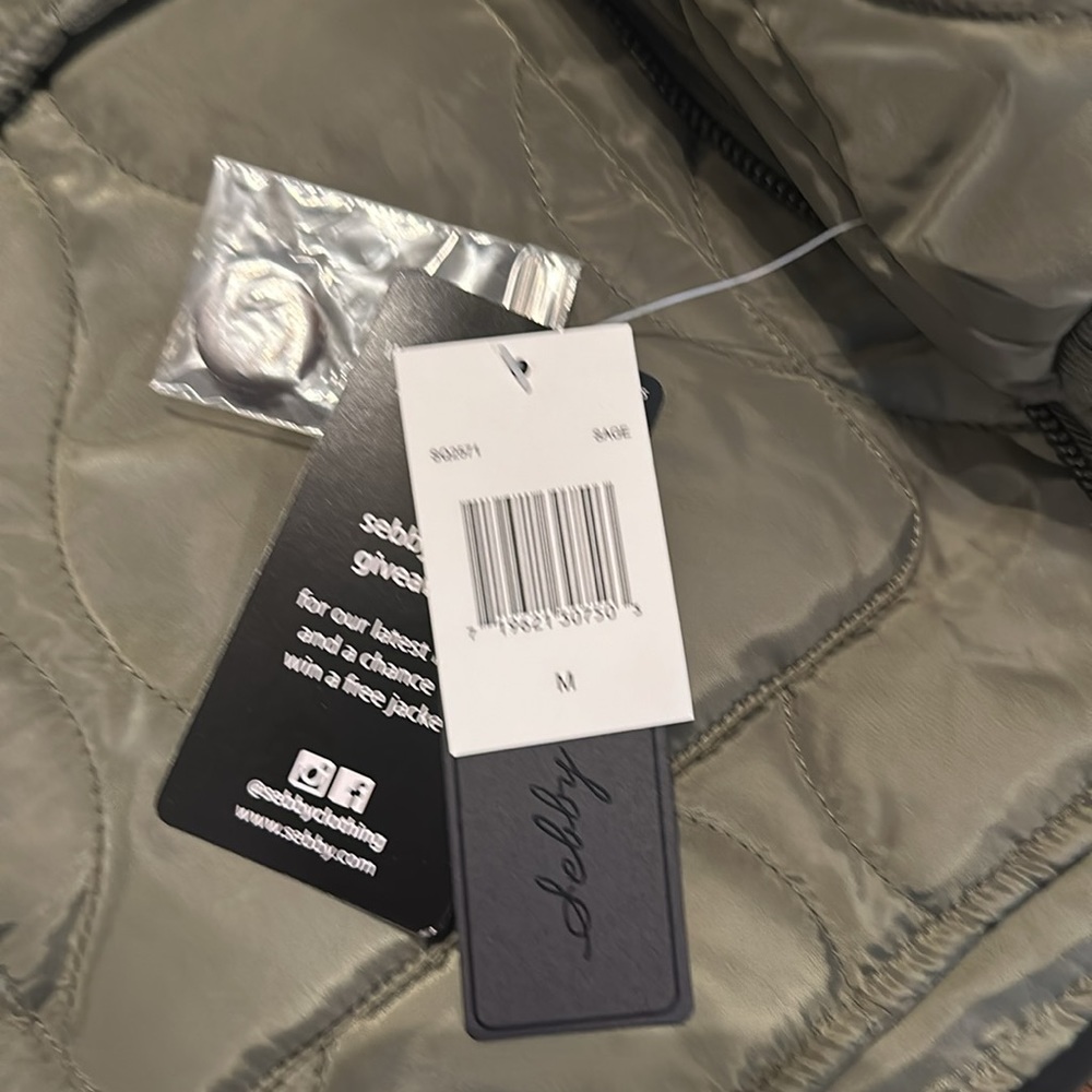 NEW-Sebby collection - Women's Quilted Short Jacket. Color-Sage- Size M - Picture 12 of 13
